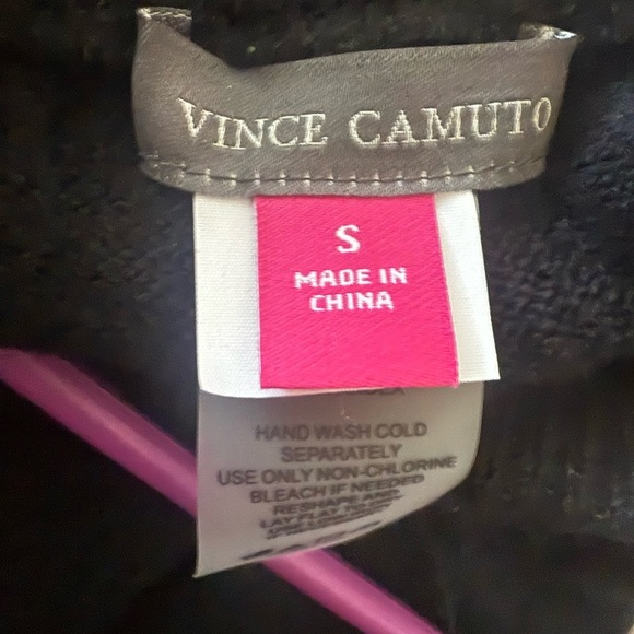 Vince Camuto Black Drawstring Joggers and Hoodie - Picture 8 of 9